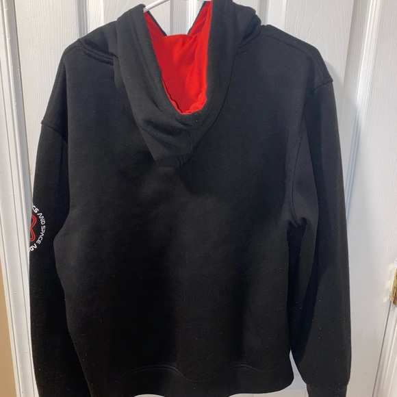 ECHO pull over and NASA pull over hoodie with strings, Large boys, both for 25$ - Picture 12 of 13